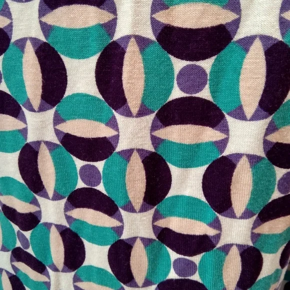 Garnet Hill Sleeveless Knit Surplice Dress with Geometric Circles - Picture 4 of 7